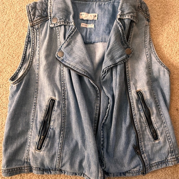Bullhead Denim Co. Jackets & Blazers - Bullhead Light Wash Denim Moto Vest Women’s Medium Zip Pocket Festival